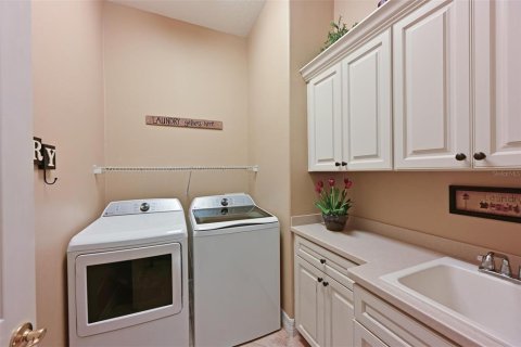 Villa ou maison à vendre à Bradenton, Floride: 5 chambres, 341.23 m2 № 2426953 - photo 25