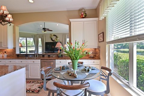 Villa ou maison à vendre à Bradenton, Floride: 5 chambres, 341.23 m2 № 2426953 - photo 16