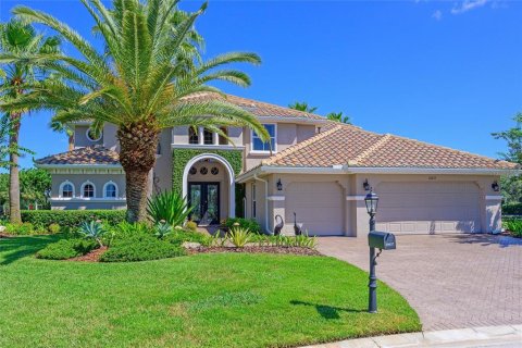 Villa ou maison à vendre à Bradenton, Floride: 5 chambres, 341.23 m2 № 2426953 - photo 6