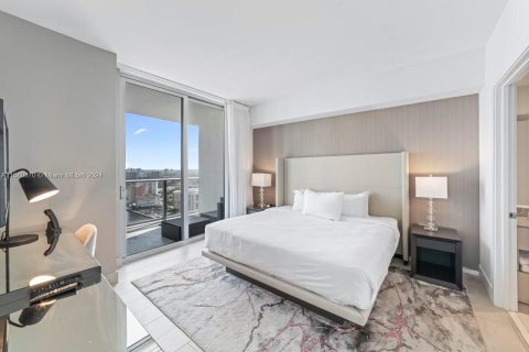Copropriété à louer à Hollywood, Floride: 2 chambres, 98.48 m2 № 1863153 - photo 10