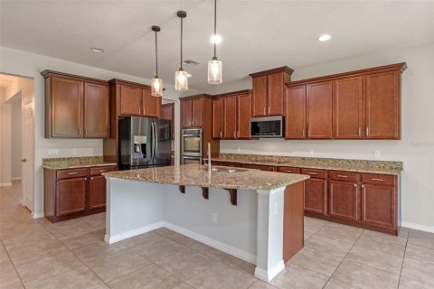 House in Kissimmee, Florida 5 bedrooms, 324.88 sq.m. № 1845406 - photo 17