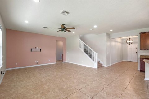 House in Kissimmee, Florida 5 bedrooms, 324.88 sq.m. № 1845406 - photo 11