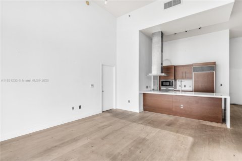 Купить кондоминиум в Майами, Флорида 2 спальни, 116.59м2, № 1818403 - фото 17