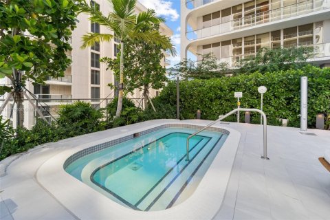 Condo in Miami, Florida, 2 bedrooms  № 1862201 - photo 28