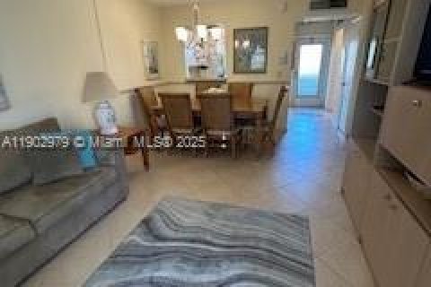 Condominio en alquiler en Hallandale Beach, Florida, 1 dormitorio, 68 m2 № 1954495 - foto 22