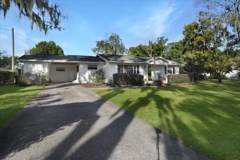 House in Ocala, Florida 3 bedrooms, 123.19 sq.m. № 2228428 - photo 3