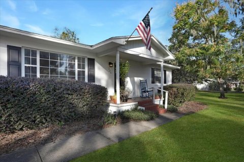 House in Ocala, Florida 3 bedrooms, 123.19 sq.m. № 2228428 - photo 4