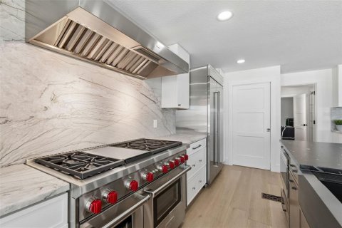 Casa en venta en Clearwater, Florida, 4 dormitorios, 373.93 m2 № 2214024 - foto 19
