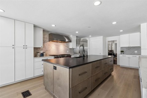Casa en venta en Clearwater, Florida, 4 dormitorios, 373.93 m2 № 2214024 - foto 21