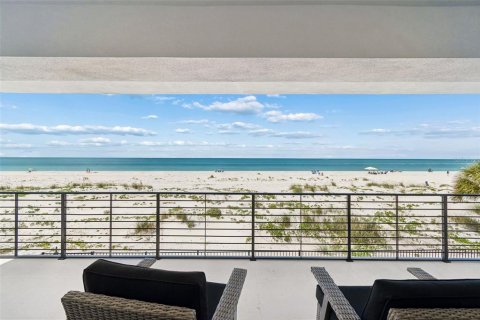 Casa en venta en Clearwater, Florida, 4 dormitorios, 373.93 m2 № 2214024 - foto 13