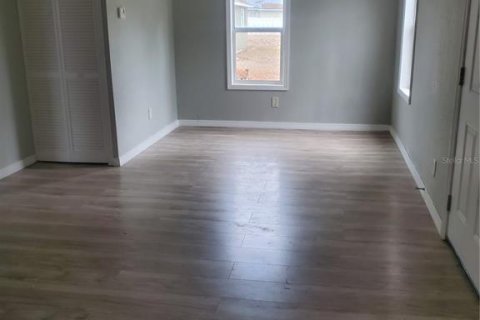 Casa en venta en Winter Haven, Florida, 3 dormitorios, 96.43 m2 № 1533331 - foto 4