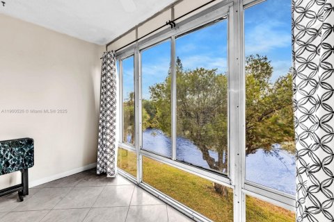 Condominio en venta en Sunrise, Florida, 2 dormitorios, 78.97 m2 № 1955563 - foto 22