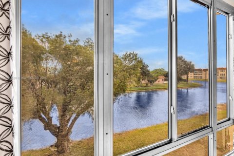 Condominio en venta en Sunrise, Florida, 2 dormitorios, 78.97 m2 № 1955563 - foto 21