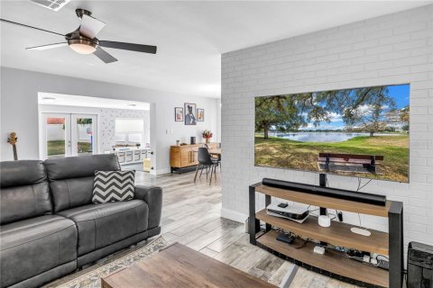 Casa en venta en Saint Petersburg, Florida, 2 dormitorios, 149.2 m2 № 1662039 - foto 6
