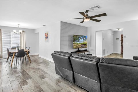 Casa en venta en Saint Petersburg, Florida, 2 dormitorios, 149.2 m2 № 1662039 - foto 9