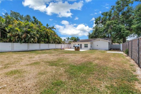 Casa en venta en Saint Petersburg, Florida, 2 dormitorios, 149.2 m2 № 1662039 - foto 30