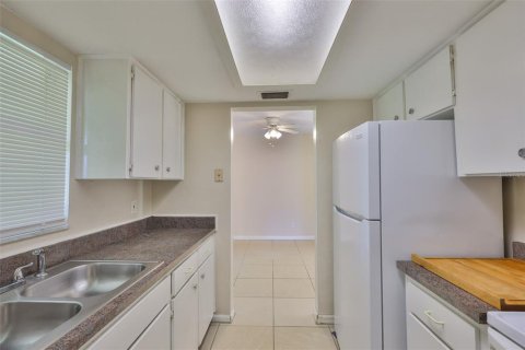 Apartamento en alquiler en Seffner, Florida, 2 dormitorios, 93.18 m2 № 1908374 - foto 10