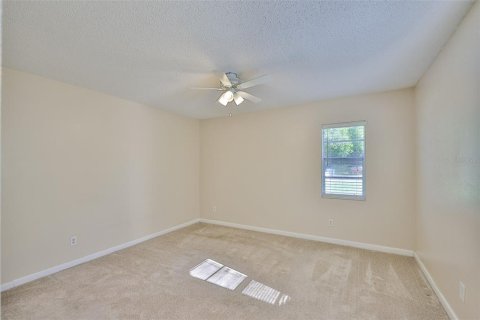 Apartamento en alquiler en Seffner, Florida, 2 dormitorios, 93.18 m2 № 1908374 - foto 18