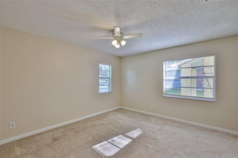 Apartamento en alquiler en Seffner, Florida, 2 dormitorios, 93.18 m2 № 1908374 - foto 20