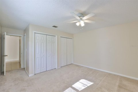 Apartamento en alquiler en Seffner, Florida, 2 dormitorios, 93.18 m2 № 1908374 - foto 21