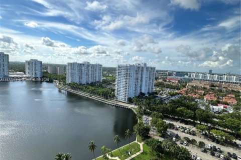 Condo in Aventura, Florida, 1 bedroom № 1924038 - photo 22