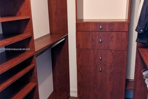 Condo in Aventura, Florida, 1 bedroom № 1924038 - photo 6