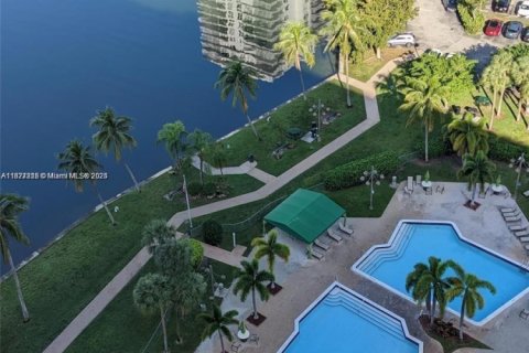 Condo in Aventura, Florida, 1 bedroom № 1924038 - photo 21