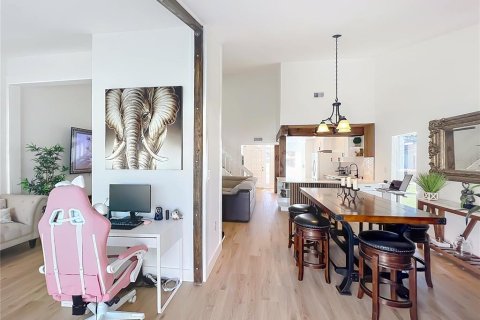 Condominio en venta en Longwood, Florida, 2 dormitorios, 127.74 m2 № 2430704 - foto 13