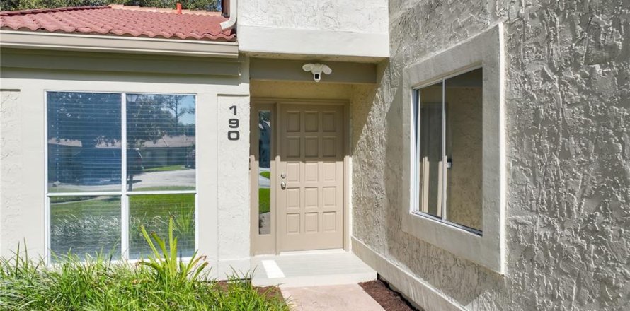Condominio en Longwood, Florida, 2 dormitorios  № 2430704