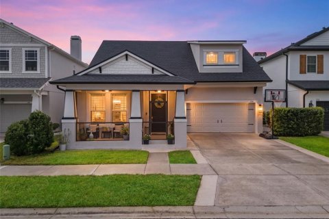 Casa en Groveland, Florida 5 dormitorios, 278.89 m2 № 2356300