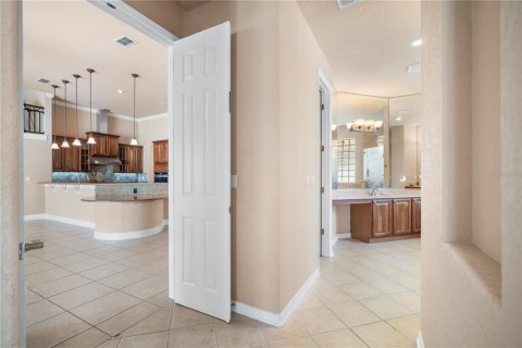 Casa en venta en Orlando, Florida, 5 dormitorios, 287.53 m2 № 2220058 - foto 22