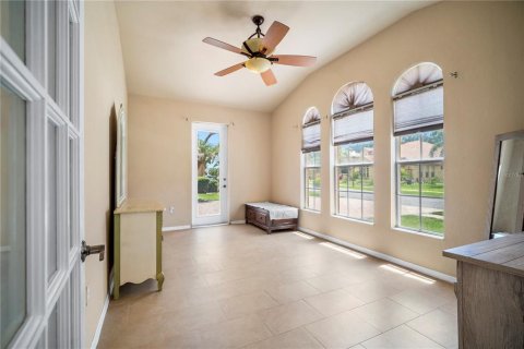 Casa en venta en Orlando, Florida, 5 dormitorios, 287.53 m2 № 2220058 - foto 9