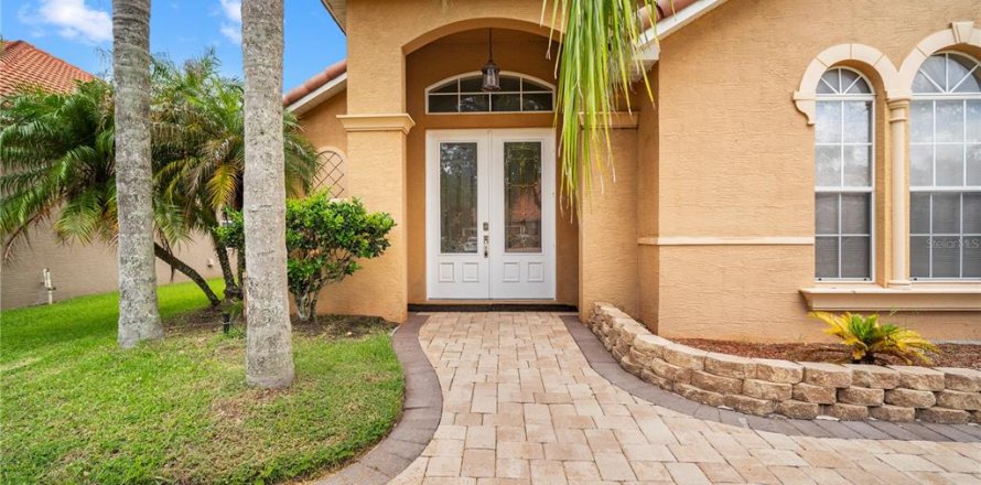 Casa en Orlando, Florida 5 dormitorios, 287.53 m2 № 2220058