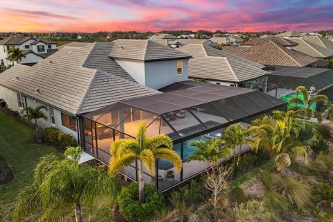 House in Bradenton, Florida 4 bedrooms, 294.78 sq.m. № 2096210 - photo 11