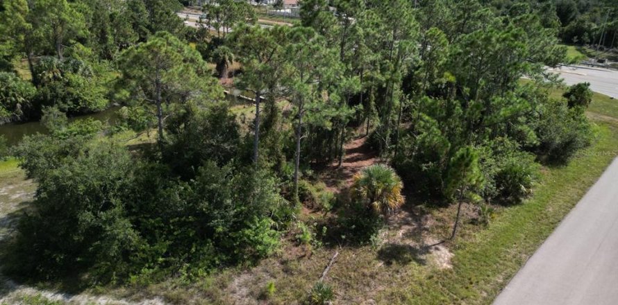 Land in North Port, Florida № 2229057