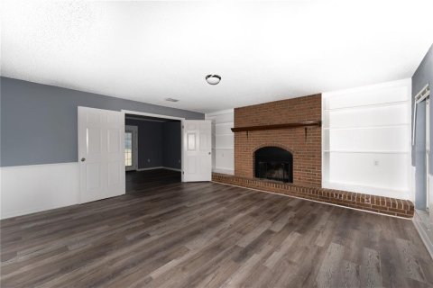 Casa en alquiler en Wildwood, Florida, 5 dormitorios, 234.11 m2 № 2259297 - foto 6