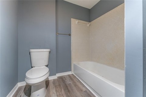Casa en alquiler en Wildwood, Florida, 5 dormitorios, 234.11 m2 № 2259297 - foto 17