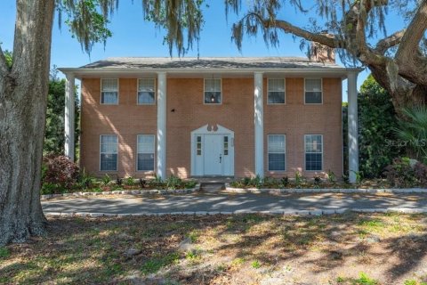Casa en Wildwood, Florida 5 dormitorios, 234.11 m2 № 2259297