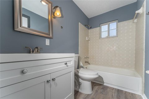 Casa en alquiler en Wildwood, Florida, 5 dormitorios, 234.11 m2 № 2259297 - foto 19