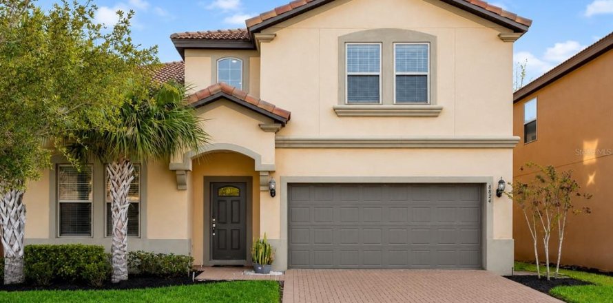 House in Kissimmee, Florida 8 bedrooms, 375.42 sq.m. № 2198520