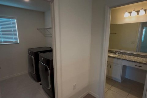 Casa en alquiler en Minneola, Florida, 2 dormitorios, 314.85 m2 № 1900283 - foto 28
