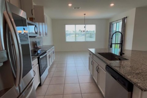Casa en alquiler en Minneola, Florida, 2 dormitorios, 314.85 m2 № 1900283 - foto 12
