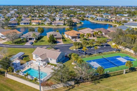 Casa en venta en Punta Gorda, Florida, 3 dormitorios, 192.31 m2 № 2217282 - foto 7