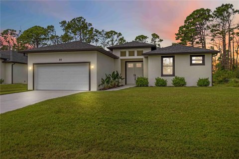 Villa ou maison à vendre à Port Charlotte, Floride: 3 chambres, 156.91 m2 № 2235391 - photo 2