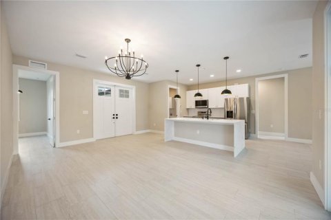 Villa ou maison à vendre à Port Charlotte, Floride: 3 chambres, 156.91 m2 № 2235391 - photo 9