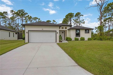 Villa ou maison à vendre à Port Charlotte, Floride: 3 chambres, 156.91 m2 № 2235391 - photo 3