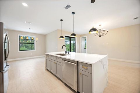 Villa ou maison à vendre à Port Charlotte, Floride: 3 chambres, 156.91 m2 № 2235391 - photo 15