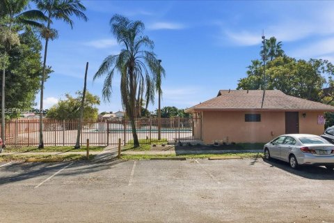 Condo in Hialeah, Florida, 3 bedrooms  № 1987198 - photo 30