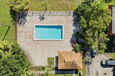 Condo in Hialeah, Florida, 3 bedrooms  № 1987198 - photo 29