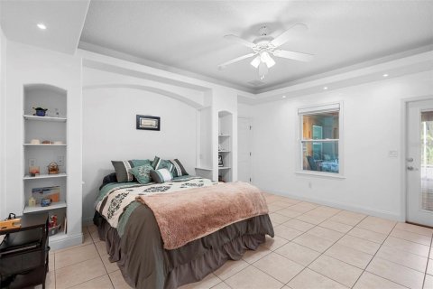 House in Palm Coast, Florida 3 bedrooms, 235.69 sq.m. № 1898594 - photo 23